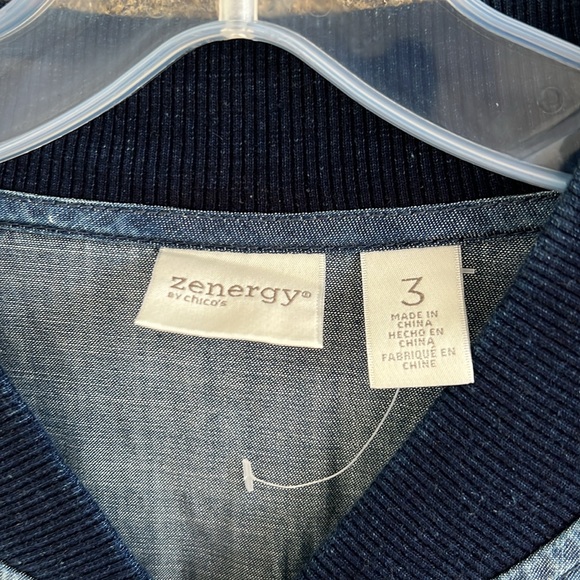 Zenergy by Chico’s Size 3 Jean Cropped Bomber Jacket - Picture 3 of 8